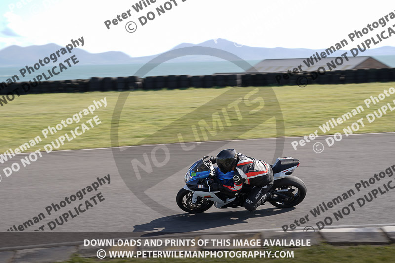 anglesey no limits trackday;anglesey photographs;anglesey trackday photographs;enduro digital images;event digital images;eventdigitalimages;no limits trackdays;peter wileman photography;racing digital images;trac mon;trackday digital images;trackday photos;ty croes